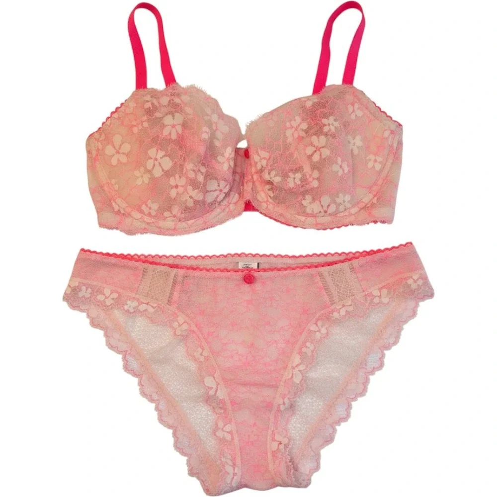 Victorias Secret Dream Angels Pink Floral Lace Bra 34DD Cheekini Set M